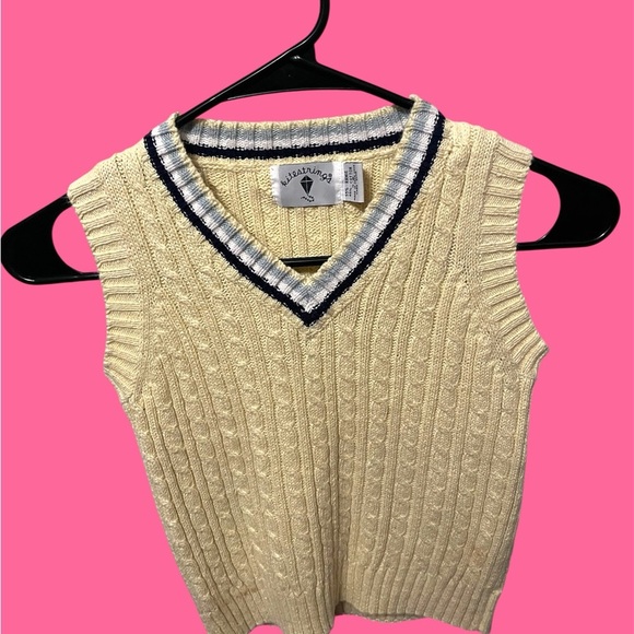 Vintage / 90’s  Kitestrings Women's yellow knitted V-Neck Sweater Vest - Picture 1 of 3